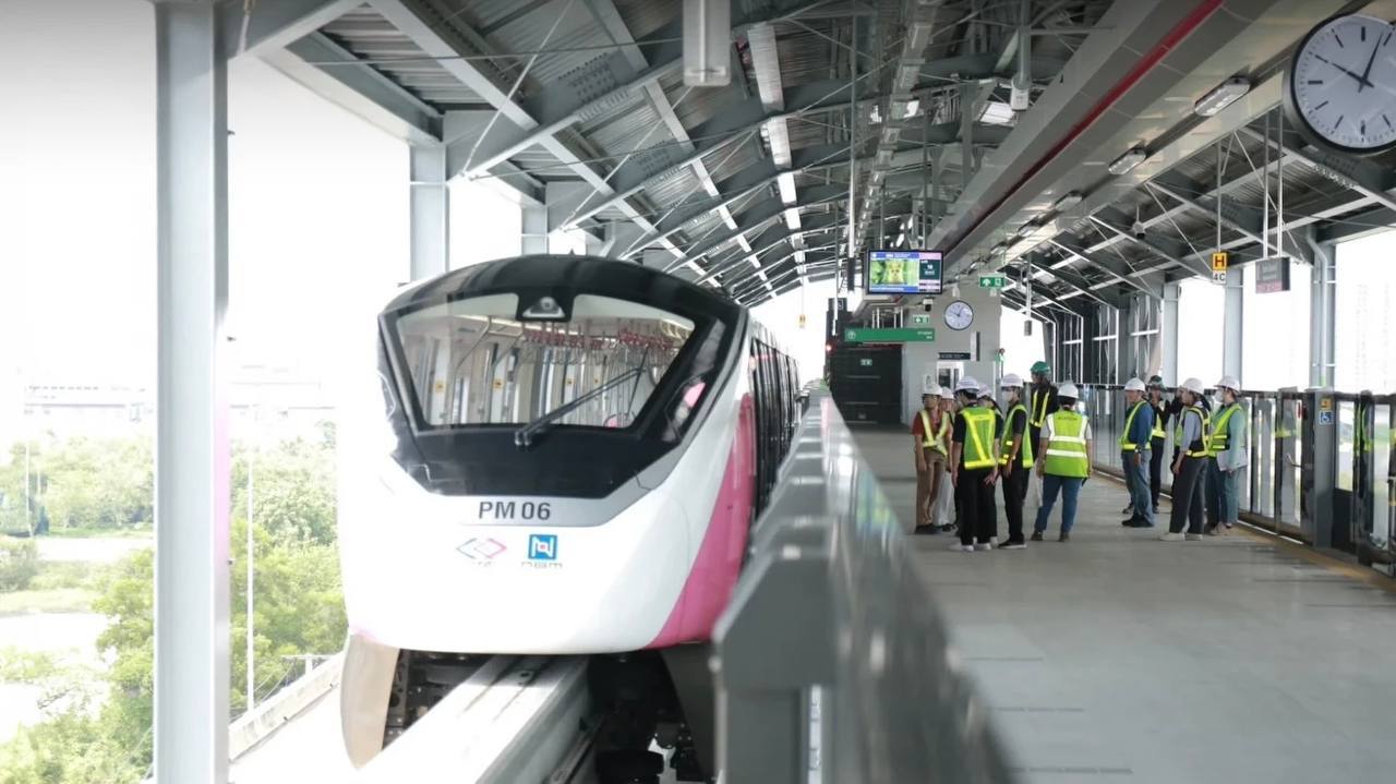 Розовая линия метро в Бангкоке откроется раньше